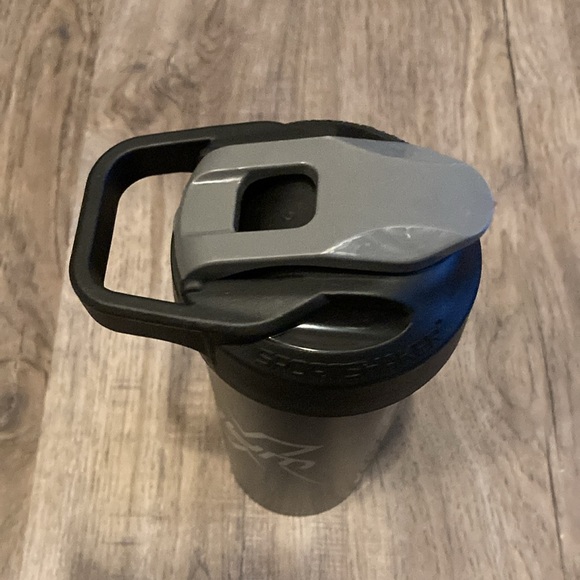 Jym Shaker Cup - Picture 3 of 6